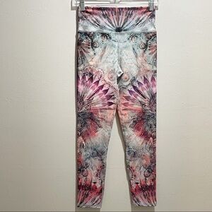 EVOLUTION & CREATION Women’s Multi-Color Elephant Print.  Size small.